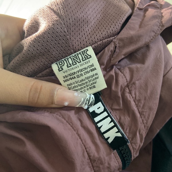 Light windbreaker jacket from pink - Picture 3 of 3